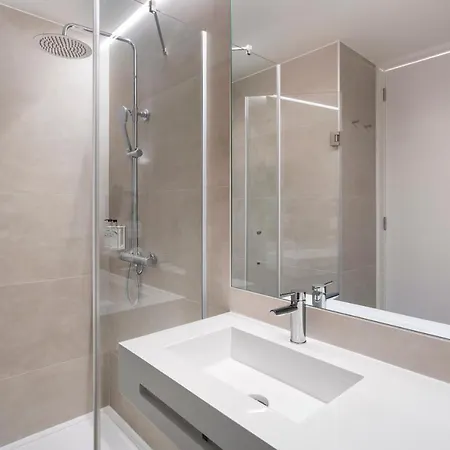 B&B Hotel Santo Tirso Hotel 3*