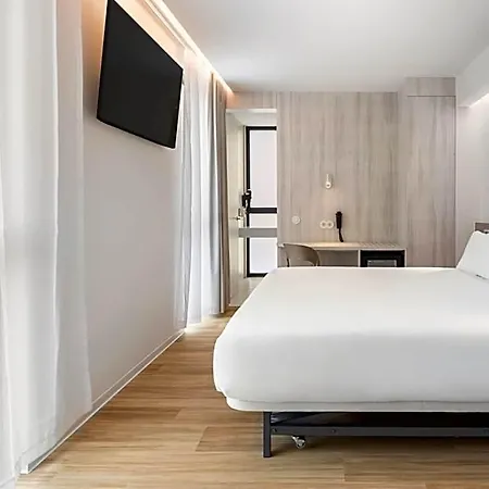 B&B Hotel Santo Tirso Hotel