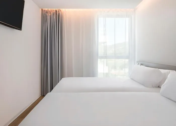 B&B Hotel Santo Tirso Szálloda 3*